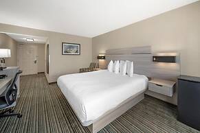 Best Western Plus Twin View Inn & Suites