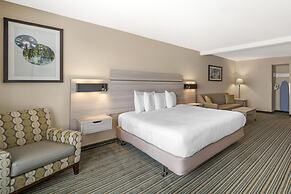 Best Western Plus Twin View Inn & Suites