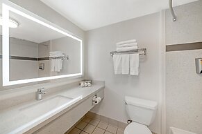 Best Western Plus Twin View Inn & Suites