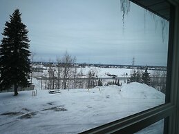 Super 8 by Wyndham Timmins ON