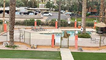 Howard Johnson by Wyndham Phoenix Airport/Downtown Area