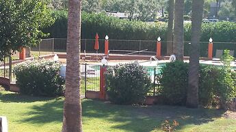 Howard Johnson by Wyndham Phoenix Airport/Downtown Area