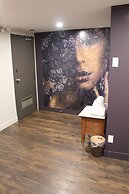 The Royal Anne Hotel