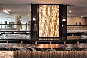 The Royal Anne Hotel