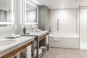 Hilton Montreal Laval