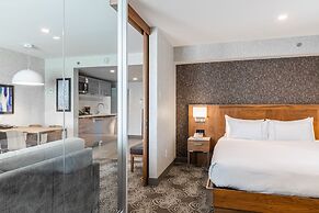 Hilton Montreal Laval