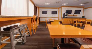 Prestige Oceanview Hotel Prince Rupert