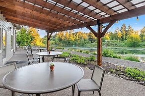 Radisson Hotel Portland Airport