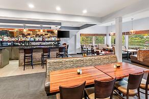 Radisson Hotel Portland Airport