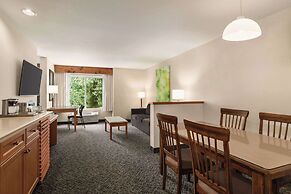 Radisson Hotel Portland Airport