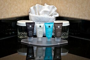 Crowne Plaza Portland Downtown Convention Center by IHG