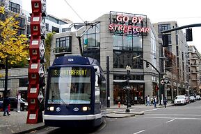 Crowne Plaza Portland Downtown Convention Center by IHG