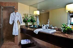 Crowne Plaza Portland Downtown Convention Center by IHG