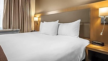 Best Western Plus Vancouver Airport Hotel