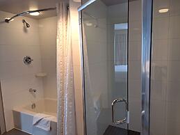 Best Western Plus Vancouver Airport Hotel