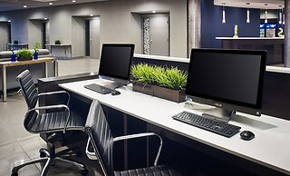 Waterfront Hotel Downtown Burlington