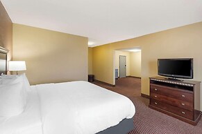 Quality Inn & Suites Bloomington University Area