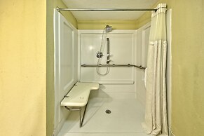DoubleTree by Hilton Hotel Jackson