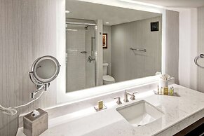 DoubleTree by Hilton Hotel Jackson