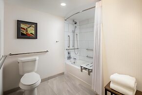 DoubleTree by Hilton Hotel Jackson