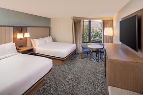 DoubleTree by Hilton Hotel Jackson