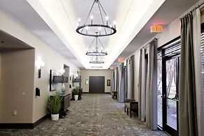 DoubleTree by Hilton Hotel Jackson