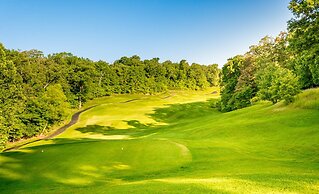 Lodge Of Four Seasons Golf Resort, Marina & Spa