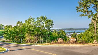 Lodge Of Four Seasons Golf Resort, Marina & Spa