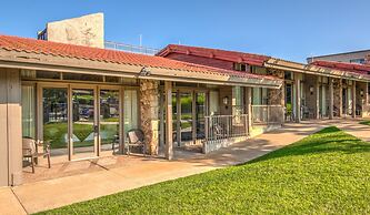 Lodge Of Four Seasons Golf Resort, Marina & Spa