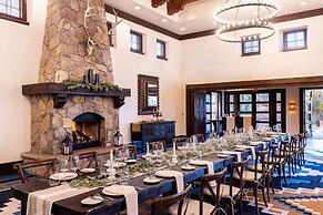 Bishop's Lodge Auberge Resorts Collection