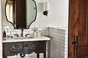 Bishop's Lodge Auberge Resorts Collection