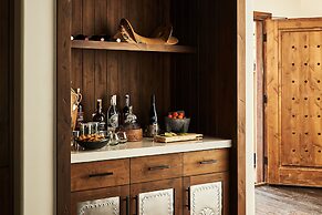 Bishop's Lodge Auberge Resorts Collection