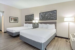 Ramada by Wyndham Windsor Locks