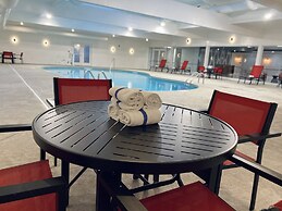 Ramada by Wyndham Hartford North / Bradley Airport