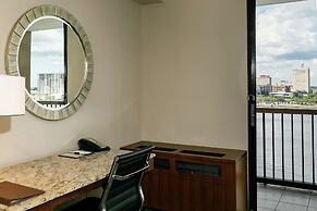 DoubleTree by Hilton Hotel Jacksonville Riverfront