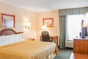 Econo Lodge Raleigh near Walnut Creek Amphitheatre