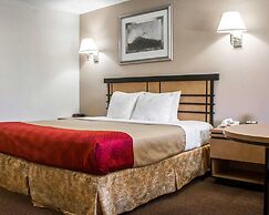 Econo Lodge Inn & Suites Colonie Center Mall