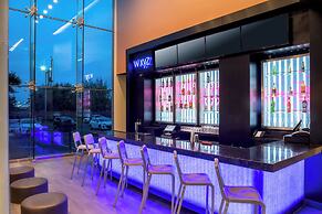 Aloft New York LaGuardia Airport