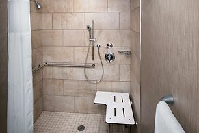 DoubleTree by Hilton Nashua