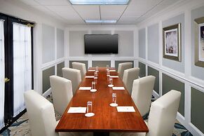 DoubleTree by Hilton Nashua