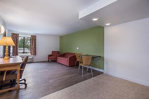 Motel 6 Oriskany, NY