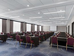 DoubleTree by Hilton Fort Lee - George Washington Bridge