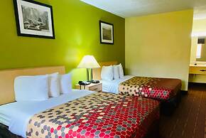 Super 8 by Wyndham Gloucester