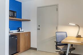 Holiday Inn Express Hotel & Suites Albuquerque Midtown by IHG