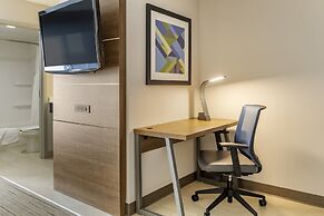Holiday Inn Express Hotel & Suites Albuquerque Midtown by IHG