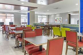 Holiday Inn Express Hotel & Suites Albuquerque Midtown by IHG