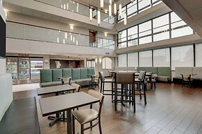 Drury Inn & Suites Cape Girardeau