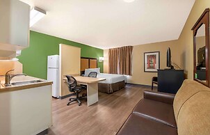 Extended Stay America Select Suites Chicago Downers Grove