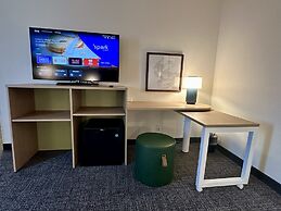 Spark by Hilton Fort Wayne