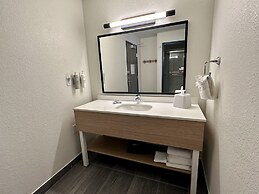 Spark by Hilton Fort Wayne